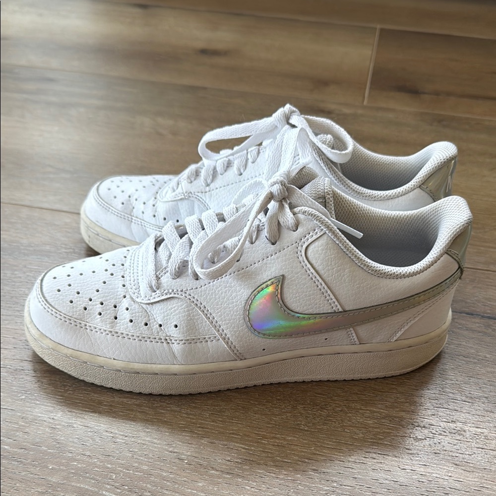 Nike Women’s White Sneakers with Iridescent Detail